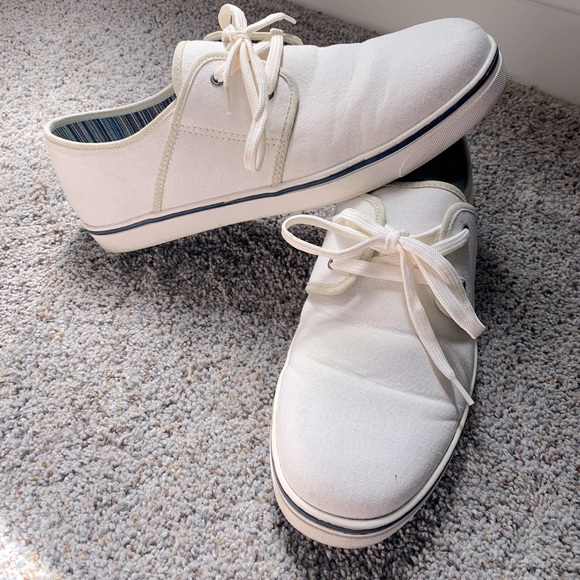 vionic sneakers mens